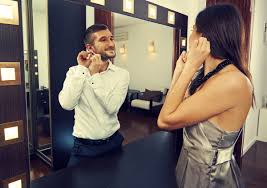 Sonhar com travesti: você sendo, vendo, conversando, brigando e mais! - Sonhos  com