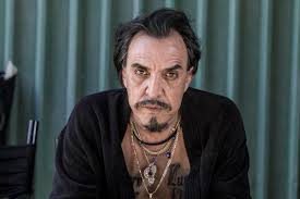 Coronado" now 61 years old, surprises with his appearance