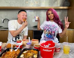 Aug 09, 2021 · mcdonald's 'saweetie meal' is the latest celebrity partnership for the fast food giant. Tim Chantarangsu On Twitter Today Was Me And Saweetie S First Time Eating Jolibee Super Icyyyy Muk Bang Coming Soon