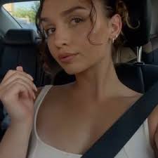 Molly Payne (@mollypayne)