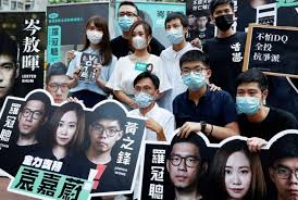 Jun 17, 2021 · 壹傳媒創辦人黎智英去年被捕之後，法院引用《香港國安法》拒絶讓其保釋，黎智英其後因其他遊行集會相關案件被判監禁。 你的器材不支持播放. è¢«æ•äººæ•¸æœ€å¤š é¦™æ¸¯ åœ‹å®‰æ³• å†å‡ºå‹•é€¾50åæ°'ä¸»æ´¾åˆé¸äººå£«é­é€® å¤©ä¸‹é›œèªŒ