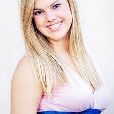 Kristen Harbin's Instagram, Twitter & Facebook