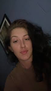 Jasmine Coyle's Instagram, Twitter & Facebook