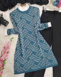 Kalitemall Yeni Modellerimizi Cok Seveceksiniz Simli Dalga Desen Triko Tunik 59 99tl Urun K In 2020 Dresses With Sleeves Outfits Cold Shoulder Dress