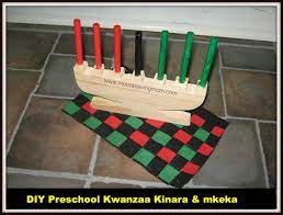 Make It Mondays Kinara Mkeka For Kwanzaa And 2 Great Songs Moola Saving Mom Kwanzaa Kinara Kwanzaa Happy Kwanzaa