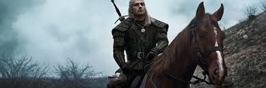 Bande annonce cheval de guerre. The Witcher La Bande Annonce Finale Taquine La Guerre Et Le Theme Du Loup Blanc