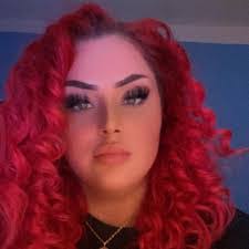 Dina Phillips's Instagram, Twitter & Facebook