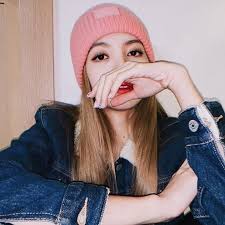 Boneka kuda properti ini menjadi properti utama dalam sebuah pertunjukan, biasanya boneka kuda dibuat secara manual oleh pengrajin dari bahan kepang. Tuliskan Properti Yang Digunakan Dalam Tari Kandangan Brainly Co Id