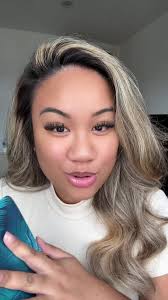 What's In My Bag: Lifestyle & Beauty Essentials