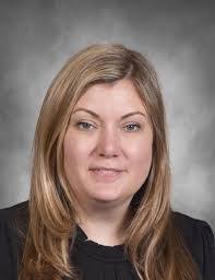 Sandy Sewell's Instagram, Twitter & Facebook