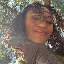 Ebony Lambert's Instagram, Twitter & Facebook