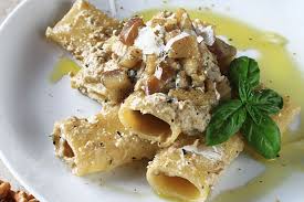 Sale&pepe seleziona qui per te 10 ricette di primi piatti con il radicchio da provare. Pasta Radicchio E Noci Senza Panna Con Speck E Formaggi