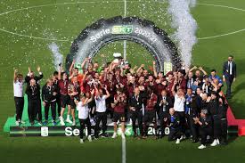 Notizie di calcio e calciomercato. Salernitana In Serie A E Il Giorno Della Premiazione Allo Stadio Arechi Per La Squadra Granata Ondanews It