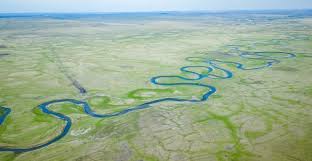 九曲回肠，涉水跨越莫尔格勒河