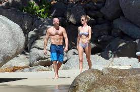 Body fat % 8.9% ripped. Jason Statham Starportrat News Bilder Gala De