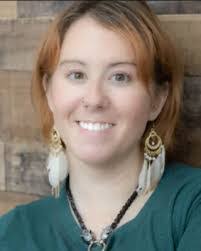 Lindsay Brooks's Instagram, Twitter & Facebook