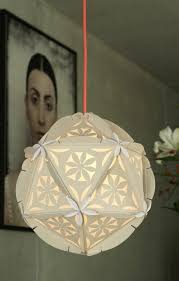 De la colle à papier peint. 1001 Idees D Abat Jour Diy Original A Faire Avec Vos Enfats