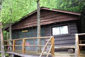 Ausable chasm is a sandstone gorge and tourist attraction located near the hamlet of keeseville, new york, united states. Adirondacks New York Cabin Rentals Getaways All Cabins