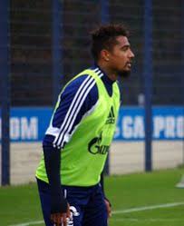 Esta é a página da carreira na seleção de prince boateng do clube berekum arsenals. Kevin Prince Boateng Gelsenkirchener Geschichten Wiki
