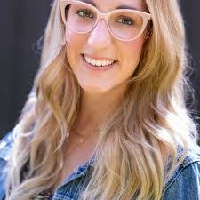 Heather Cherry's Instagram, Twitter & Facebook