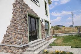 Lekeler veya erken hasarlardan endişe etmeden uzun süre güzel görünümlü karoların keyfini çıkarın. Dis Cephe Dekoratif Duvar Kaplama Dis Mekan Dekoratif Uygulamalari