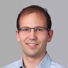 Gerrit Ellmer (@__Jerry)