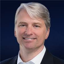 Jamil Farshchi's Instagram, Twitter & Facebook