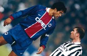 The mirror a déclaré que le français de 42 ans a cimenté son héritage en tant que meilleur joueur des gunners de tous. Classement Des Joueurs Les Plus Surestimes De L Histoire Du Football Pantheon Foot