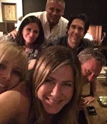 Chops: This is how Jennifer Aniston joins Instagram!! With the help of her  friends. Would you follow her?