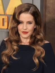 Mort de la miss météo Kelly Plasker, deux ans après le suicide de son fils 