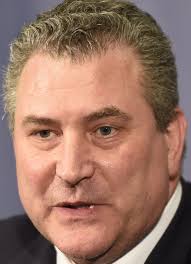 NHL notes: Maple Leafs fire coach, assistants and GM