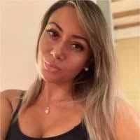 Anna Morel's Instagram, Twitter & Facebook