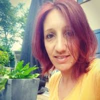 20+ "Sarah Lagrange" profiles