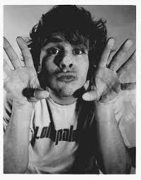 Ginger Macdonald's Instagram, Twitter & Facebook