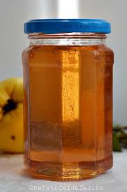 Se pun sa fiarba timp de trei ore la foc potrivit. Peltea De Gutui ReÈete Fel De Fel