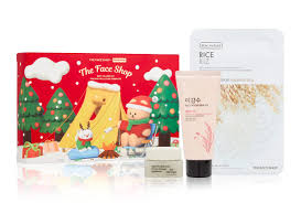 Amazon.com: THE FACE SHOP Best Sellers Holiday Kit | Face Wash for  Sensitive,Combination & Oily Skin | Organic Vegan Anti-aging Face  Moisturizer | K-Beauty Skincare,Korean Skincare Set : Beauty & Personal Care