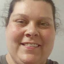 Laura Keown's Instagram, Twitter & Facebook