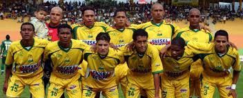 Juega como guardameta y su último equipo fue el santa fe de la categoría primera a colombiana. Arley Duran Gomez On Twitter Murio En Medellin Daniel Velez Ex Arquero De Atletico Bucaramanga Fue Titular Varias Temporadas Incluyendo La Buena Actuacion Del 2004 Paz En Su Tumba Https T Co 453a74ehho