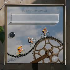 Une Deco Boite Lettre Pour Les Passionnes Du Velo Il S Agit D Un Sticker Traite Contre Les Intemperies A Coller Sur La Lettres Decorees Boite A Lettre Boite
