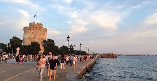 Το διαπιστώνουμε βλέποντας την παραλία της θεσσαλονίκης, πώς κατάντησε από. Nea Paralia 8essalonikhs Yellow Radio