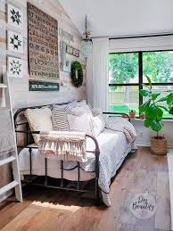 Check spelling or type a new query. 12 Affordable Daybeds With Vintage Style Diy Beautify Creating Beauty At Home