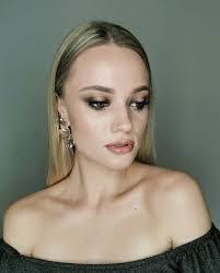 Anna Borek's Instagram, Twitter & Facebook