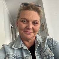 20+ "Melanie Keyes" profiles