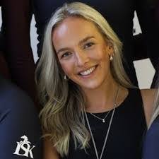 Sophie Ennis's Instagram, Twitter & Facebook