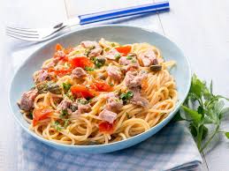 Spaghetti Au Thon Veritable Recette Italienne Recette En 2021 Recette Italienne Spaghetti Recette Recette Pate Italienne