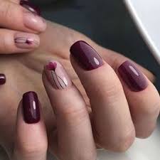 A Pois A Righe Effetto Pietra Glitterate Tutte Nail Art Di Grande Effetto Ma Semplici Da Realizzare Anche A Casa Tendenze Unghie Unghie Unghie Primavera