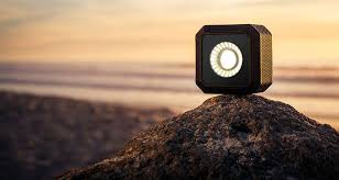 17 Continuous Light Sources For Still Photographs And Video Shooting Pdn Online