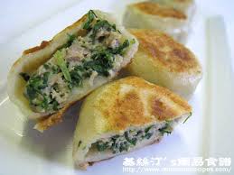 Pan Fried Buns With Chives And Minced Pork Filling Christine S Recipes Easy Chinese Recipes Delicious Recipes