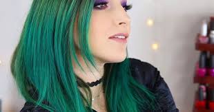 Extreme Teal Coloring Conditioner Overtone Haircare In 2020 Blonde Hair Pieces Teal Hair Color Green Hair Ombre