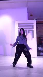 Shoot 📸 Make a K-POP music video with Marion every Tuesday 😍, [Marion ·  @marionn_95], Tuesday, ▪️5:15PM K-POP (all levels), Thursday, ▪️5:00PM St  Jazz Basics (beginner), (🎵) @official_izone